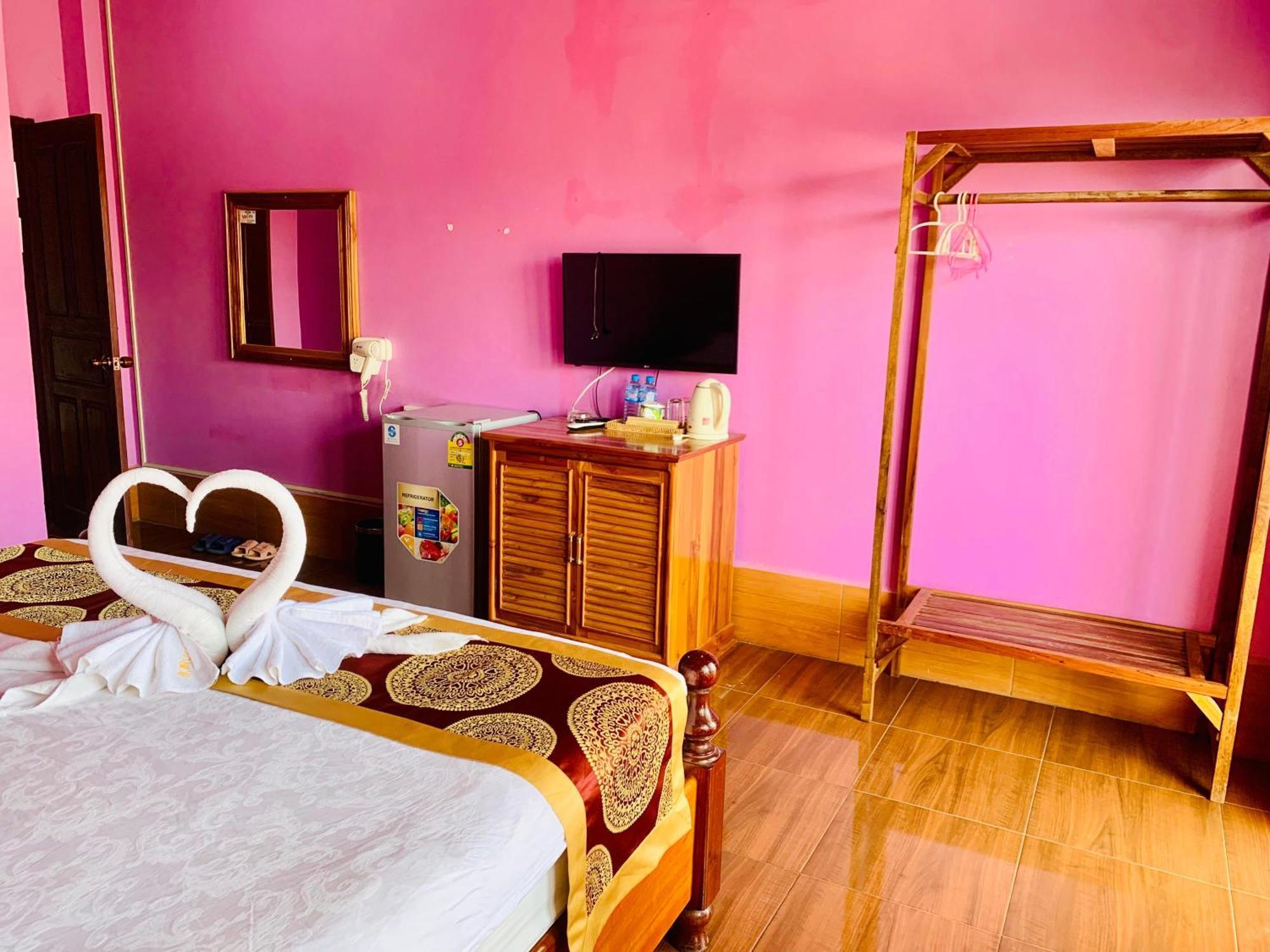 Happy Riverview Hotel Vang Vieng Εξωτερικό φωτογραφία